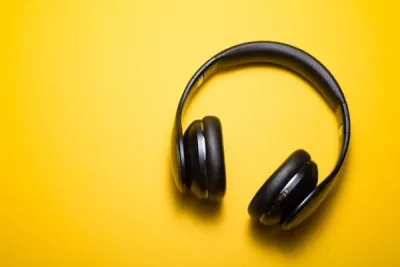 10 Best Wireless Microphone Headsets for Presenters and Performers