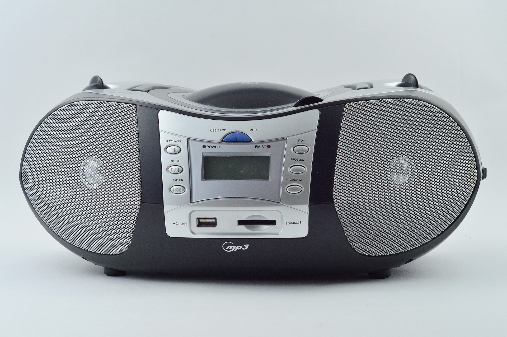 10 Best CD Players With Microphones Reviewed [Updated 2021]